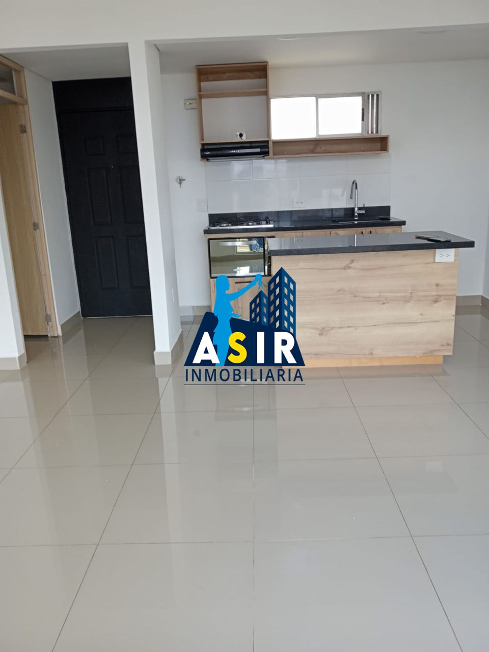 Apartamento en arriendo Antioquia Medellín Castropol 92 m2 Habitaciones 2 Baños 2 Garajes 1 Precio $3500000