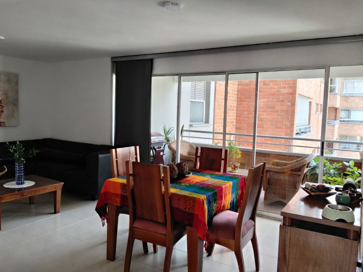 Apartamento en arriendo Antioquia Medellín Castropol 120 m2 Habitaciones 3 Baños 2 Garajes 2 Precio $5000000