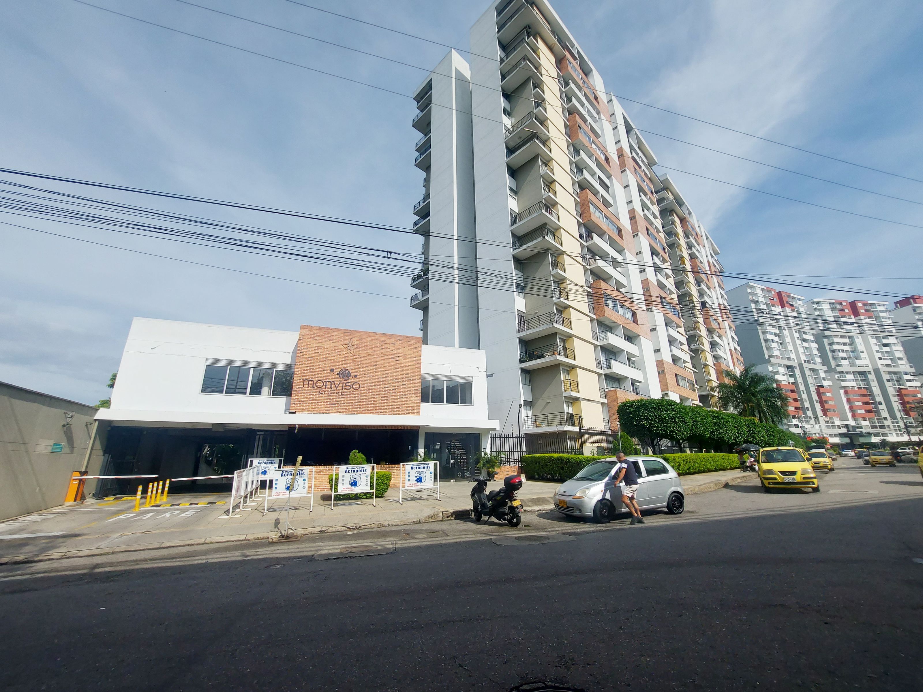 Apartamento en arriendo Santander Bucaramanga San Martin 74 m2 Habitaciones 3 Baños 2 Garajes 1 Precio $1925000