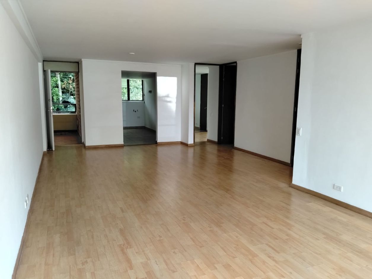 Apartamento en arriendo Antioquia Medellín Las Palmas 115 m2 Habitaciones 3 Baños 3 Garajes 1 Precio $4350000