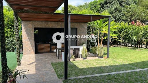 Casa Campestre en venta Santander Piedecuesta Ub Paseo Del Puente 800 m2 Habitaciones 4 Baños 6 Garajes 4 Precio $1600000000
