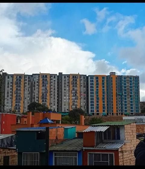 Apartamento en venta Cundinamarca Bogotá Granada Sur 52 m2 Habitaciones 3 Baños 2 Garajes 0 Precio $245000000
