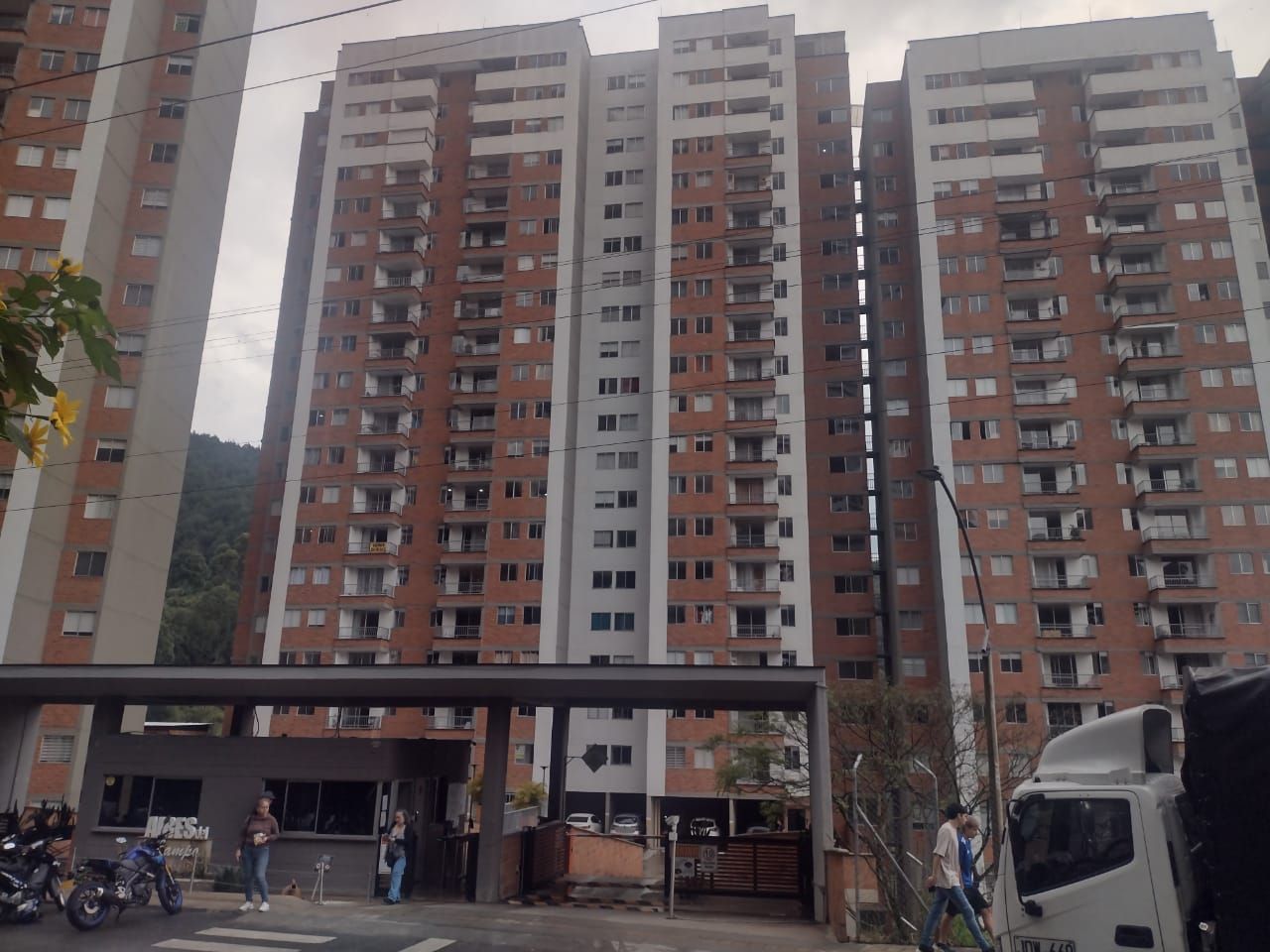 Apartamento en arriendo Antioquia Sabaneta Vereda La Doctora 52 m2 Habitaciones 2 Baños 2 Garajes 1 Precio $2300000