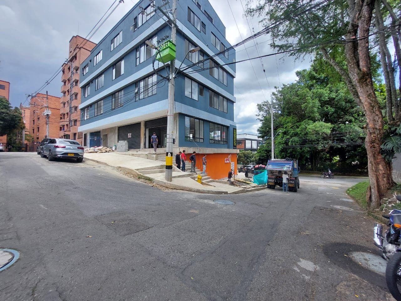 Local Comercial en arriendo Antioquia Medellín La Pilarica 380 m2 Habitaciones 0 Baños 1 Garajes 1 Precio $12500000