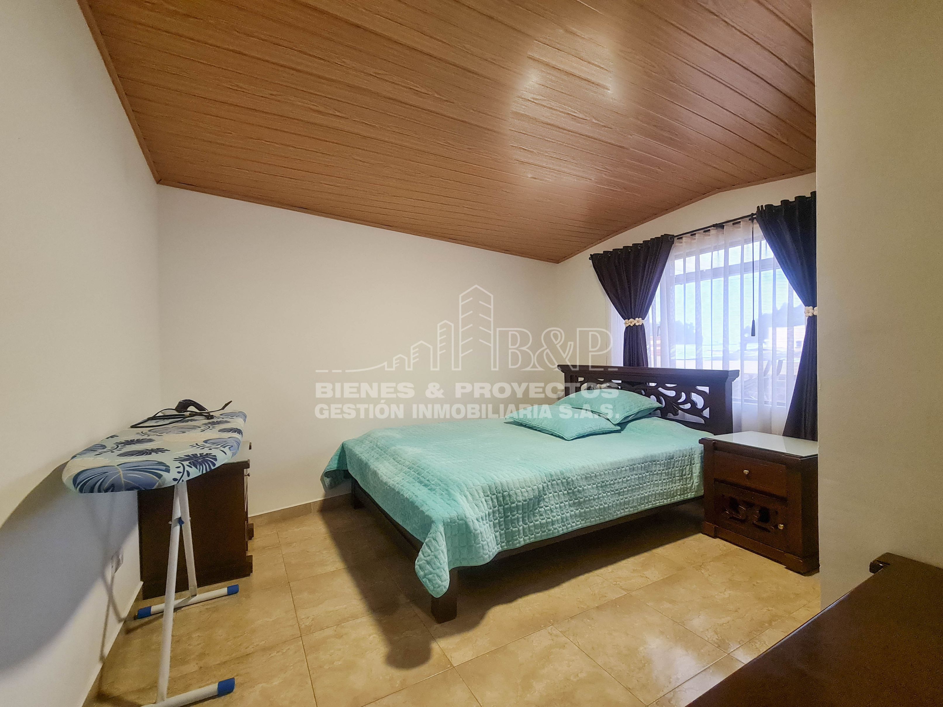 Casa en venta Cundinamarca Zipaquirá Portachuelo 167 m2 Habitaciones 5 Baños 3 Garajes 1 Precio $450000000