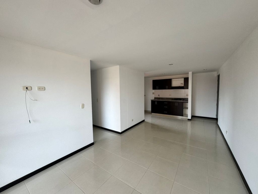 Apartamento en arriendo Antioquia Rionegro Centro 80 m2 Habitaciones 3 Baños 2 Garajes 1 Precio $2500000