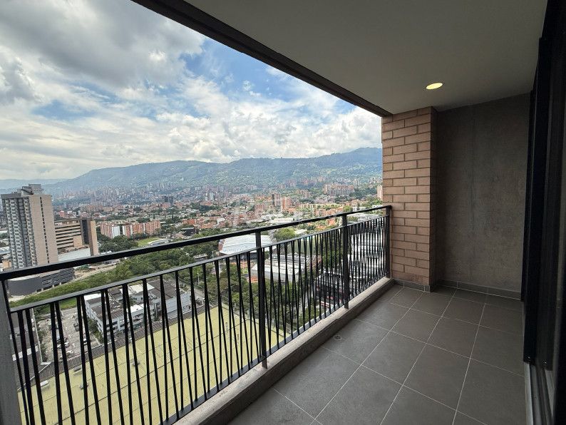 Apartamento en arriendo Antioquia Envigado Las Vegas 88 m2 Habitaciones 3 Baños 2 Garajes 1 Precio $4200000