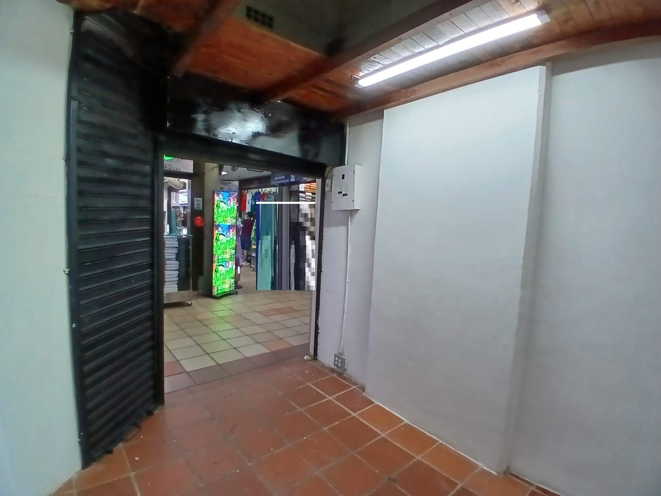 Local en arriendo Antioquia Medellín San Benito 10 m2 Habitaciones 0 Baños 0 Garajes 0 Precio $3800000