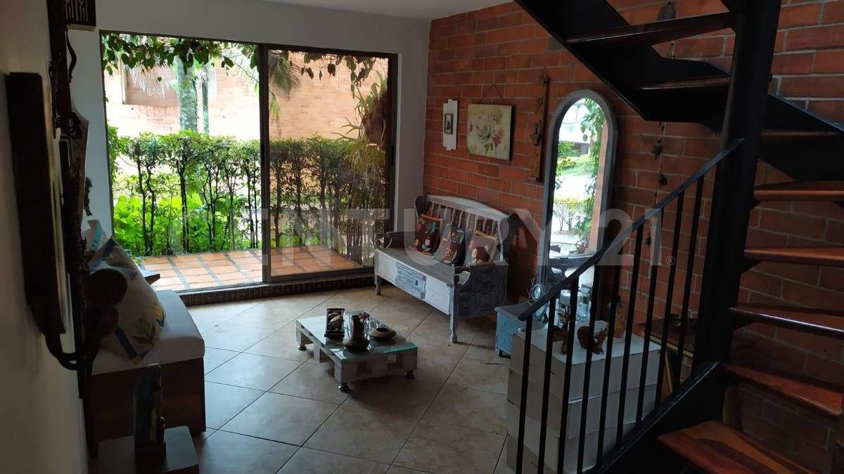 Casa en arriendo Antioquia Envigado La Mesa 117 m2 Habitaciones 3 Baños 2 Garajes 2 Precio $5088000