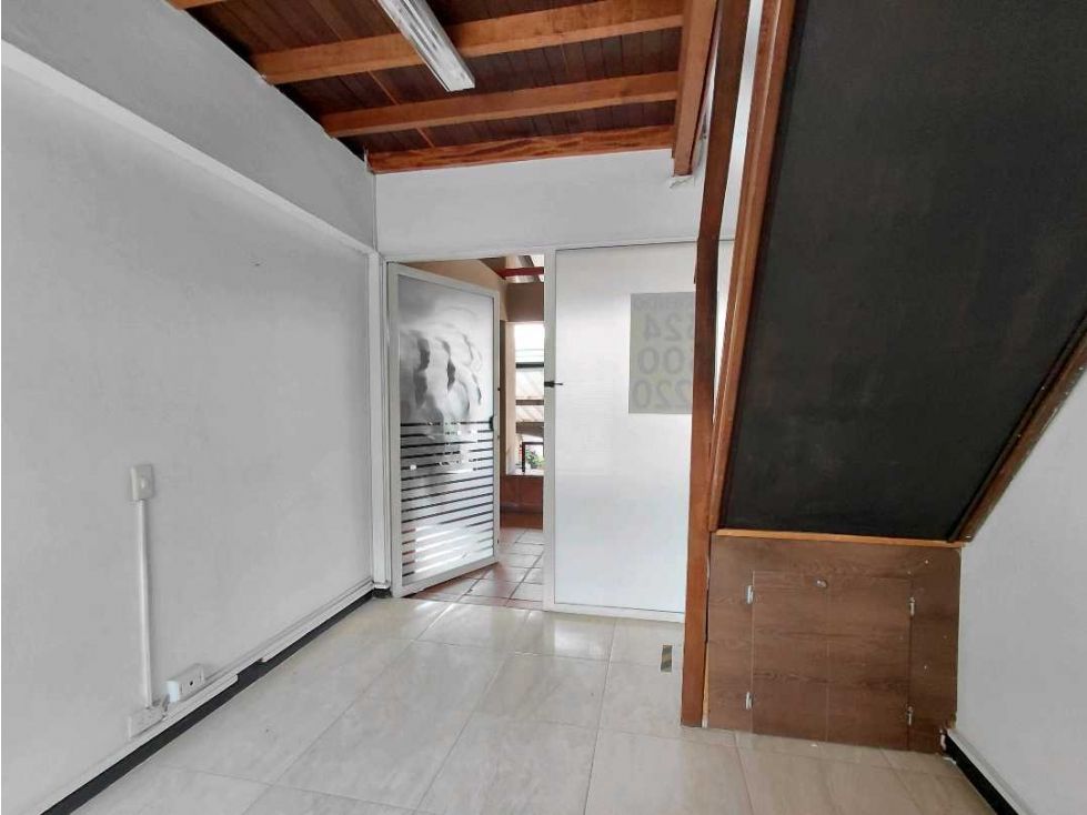 Local en arriendo Antioquia Envigado Pontevedra 20 m2 Habitaciones 0 Baños 1 Garajes 1 Precio $1900000