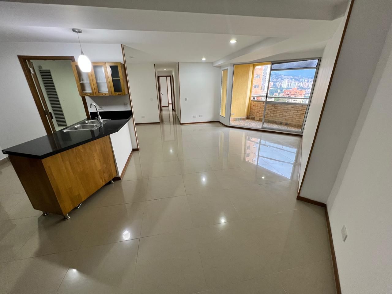 Apartamento en arriendo Antioquia Sabaneta Vereda La Doctora 110 m2 Habitaciones 3 Baños 2 Garajes 2 Precio $4000000