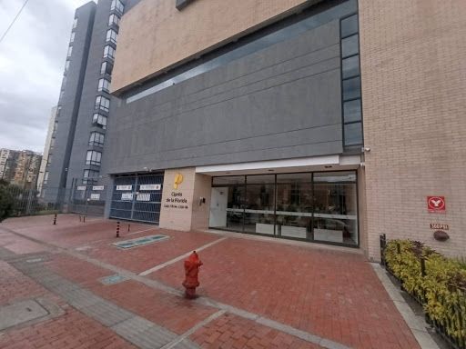 Apartamento en arriendo Cundinamarca Bogotá El Dorado 68 m2 Habitaciones 3 Baños 2 Garajes 1 Precio $2700000