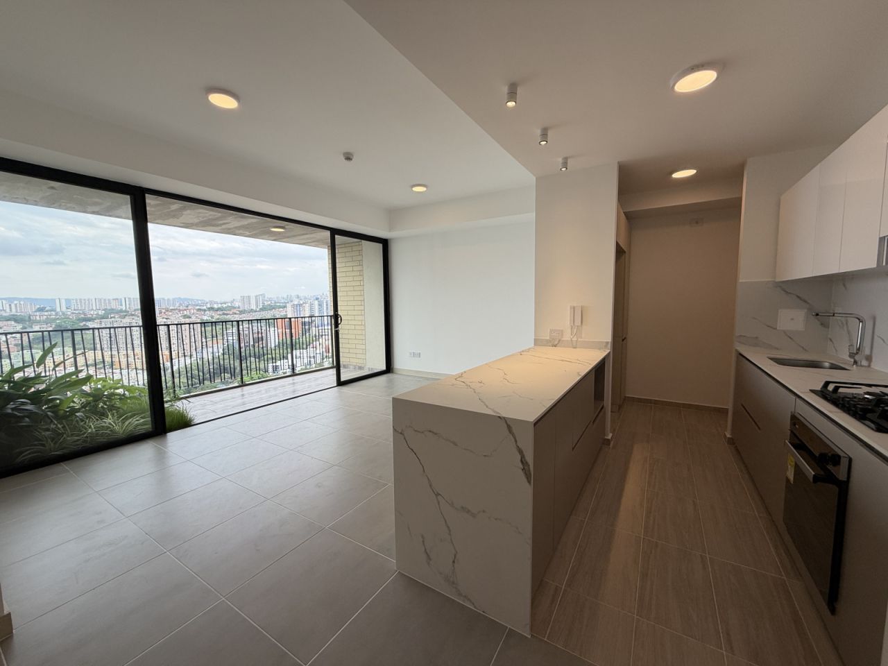 Apartamento en venta Santander Floridablanca Cañaveral 108 m2 Habitaciones 3 Baños 3 Garajes 1 Precio $950000000