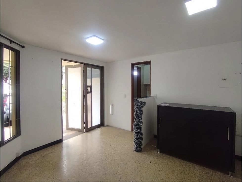 Local en arriendo Caldas Manizales La Arboleda 23 m2 Habitaciones 0 Baños 1 Garajes 0 Precio $880000