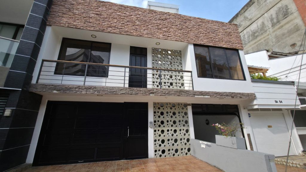 Apartamento en arriendo Valle Del Cauca Cali Arboledas 70 m2 Habitaciones 2 Baños 2 Garajes 1 Precio $2300000