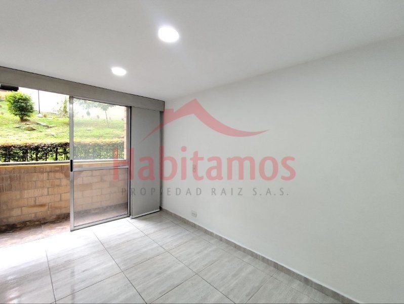 Apartamento en arriendo Antioquia Medellín El Robledo 54 m2 Habitaciones 3 Baños 2 Garajes 1 Precio $1600000