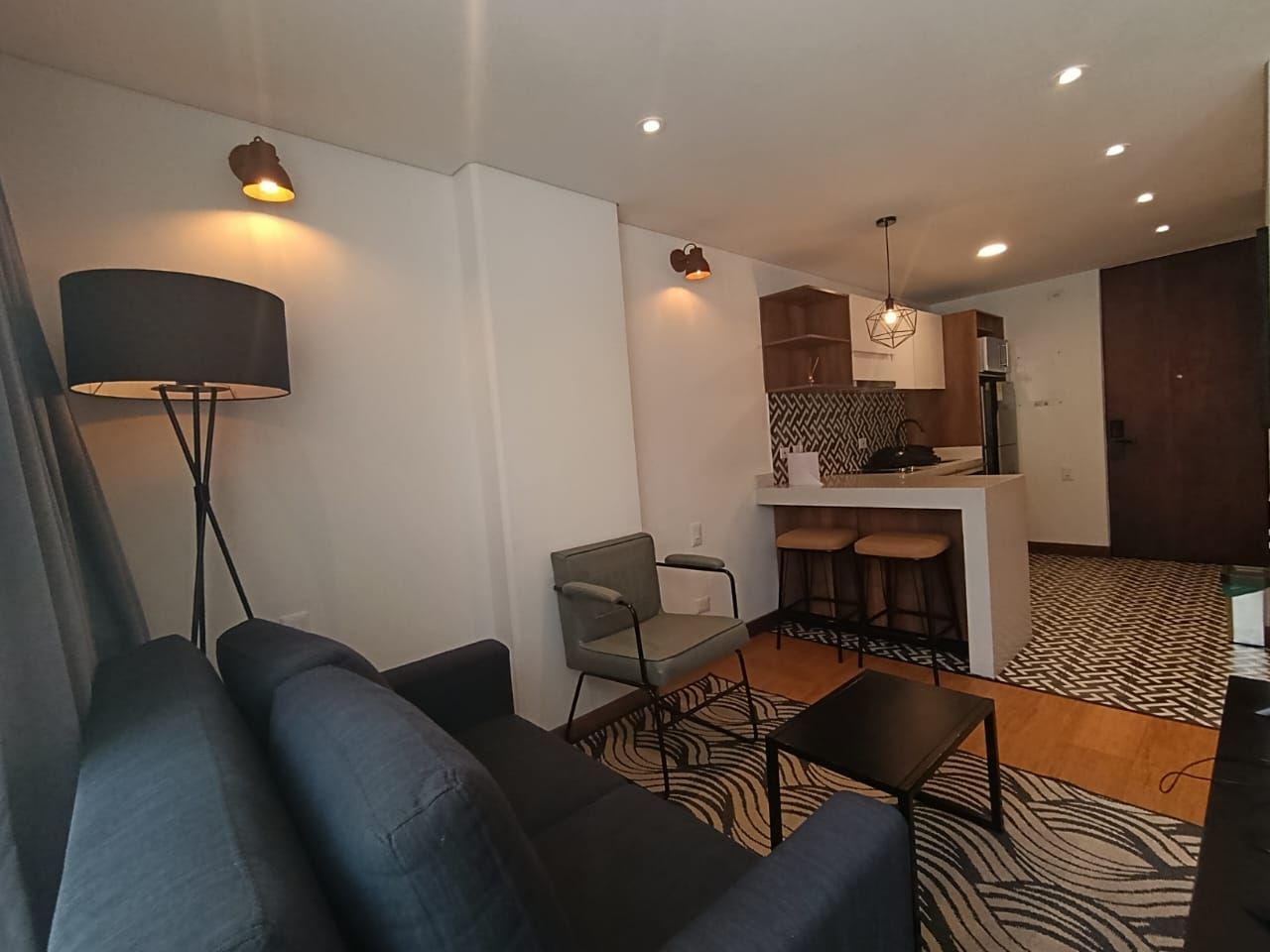 Apartaestudio en arriendo Cundinamarca Bogotá Centro Administrativo 35 m2 Habitaciones 1 Baños 2 Garajes 1 Precio $2305000
