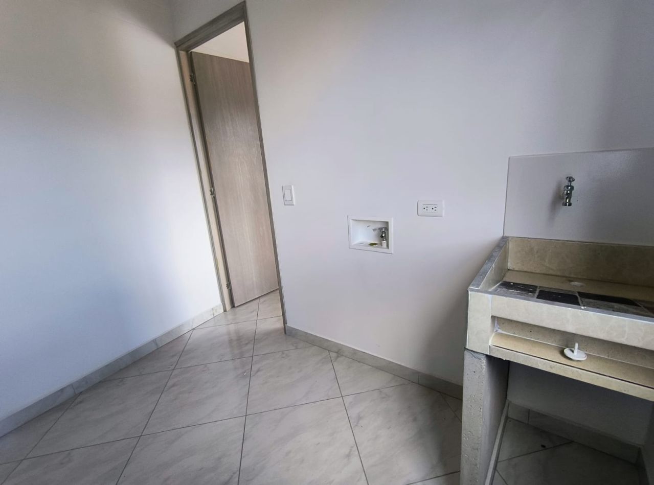 Apartaestudio en arriendo Antioquia Itagüí Rural 40 m2 Habitaciones 1 Baños 1 Garajes 0 Precio $1250000