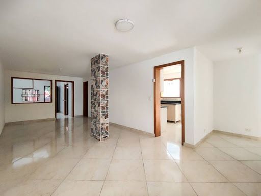 Casa en arriendo Antioquia Medellín Belen 170 m2 Habitaciones 4 Baños 3 Garajes 1 Precio $5400000