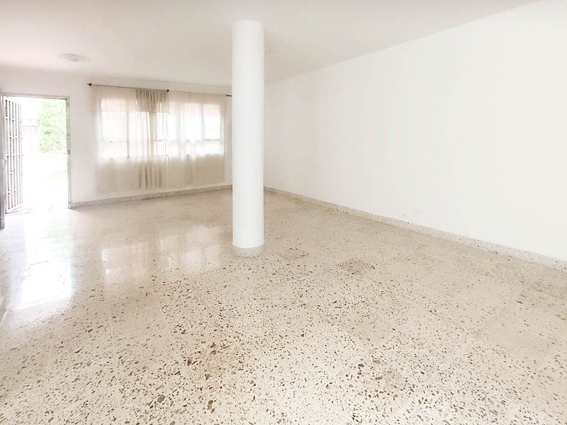 Casa en venta Antioquia Medellín Santa Monica 136 m2 Habitaciones 3 Baños 2 Garajes 1 Precio $685000000