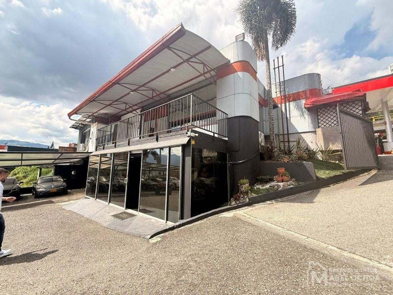 Local en arriendo Antioquia Medellín El Poblado 400 m2 Habitaciones 0 Baños 0 Garajes 0 Precio $8500000