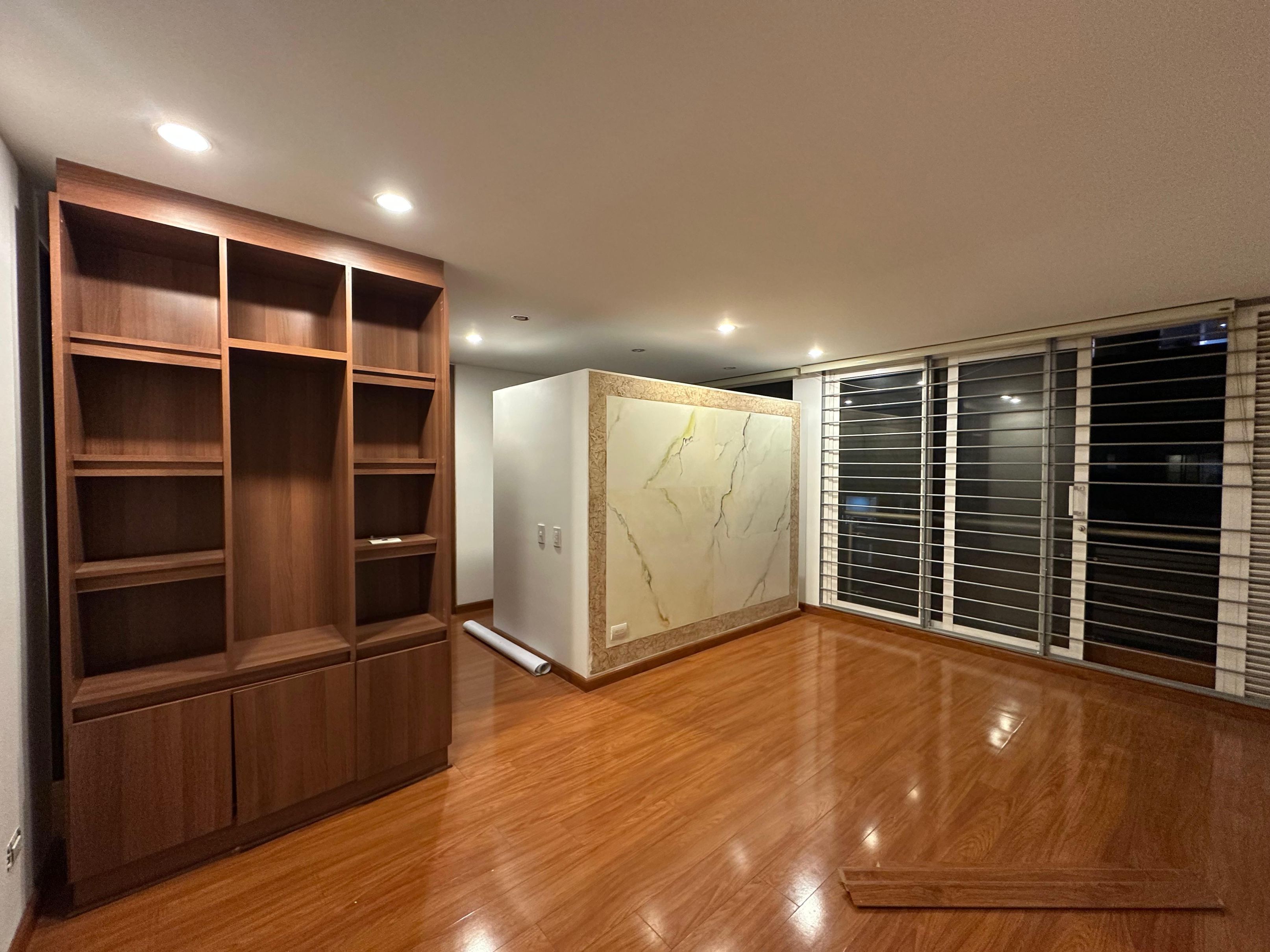 Apartamento en arriendo o venta Cundinamarca Bogotá La Felicidad 54 m2 Habitaciones 2 Baños 2 Garajes 1 Precio venta $460000000 Precio arriendo $3850000