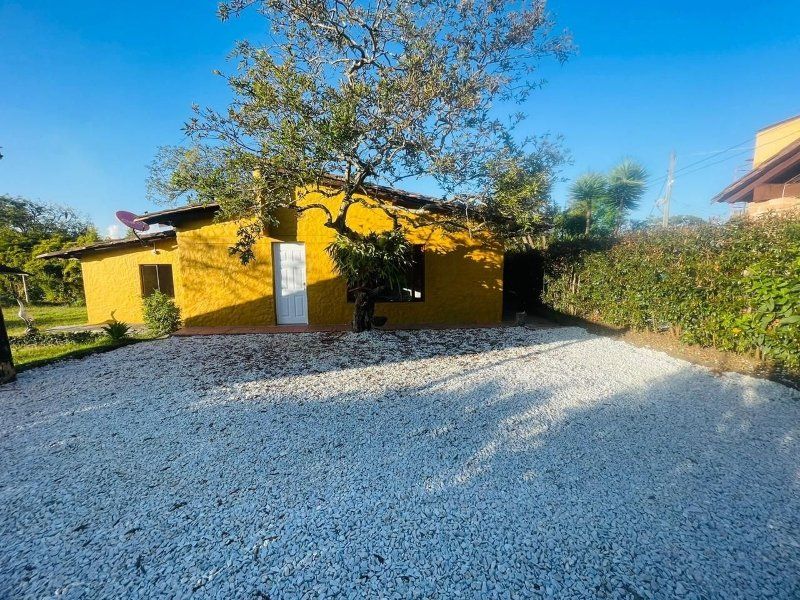 Finca en arriendo Antioquia El Carmen De Viboral El Centro 350 m2 Habitaciones 3 Baños 2 Garajes 1 Precio $3000000