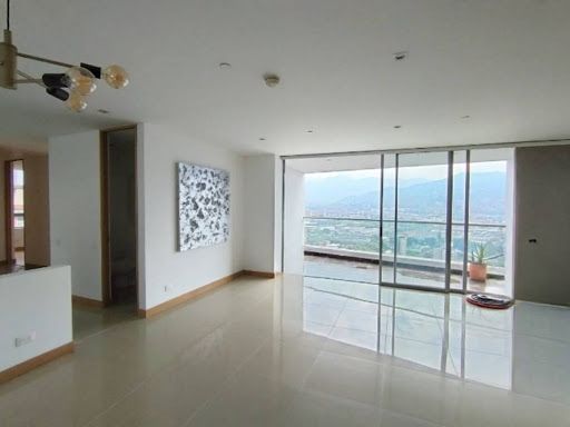Apartamento en arriendo Antioquia Medellín El Tesoro 130 m2 Habitaciones 3 Baños 4 Garajes 2 Precio $7500000