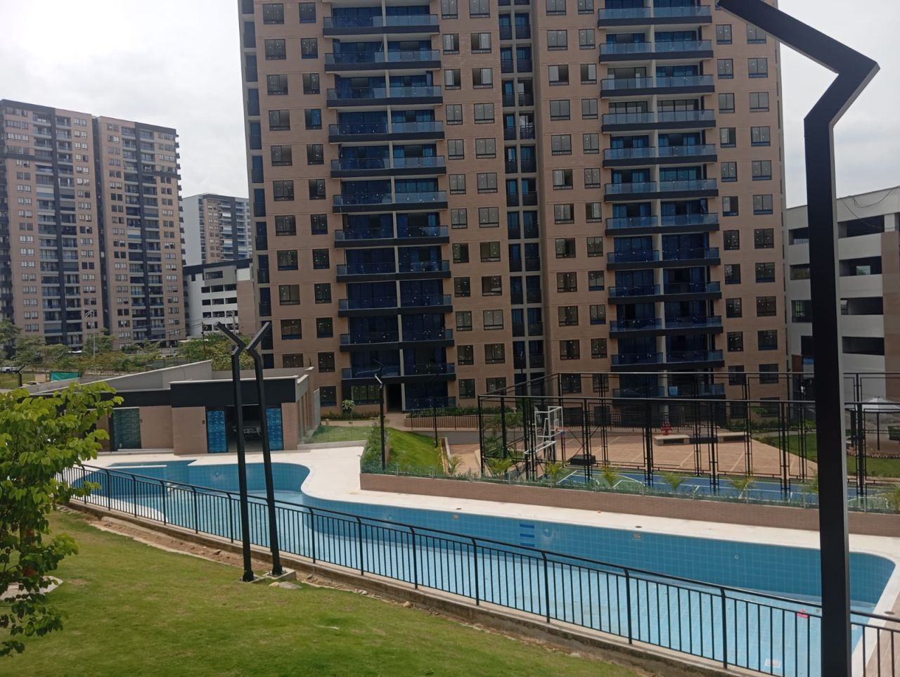 Apartamento en arriendo Santander Floridablanca Altos Del Valle 65 m2 Habitaciones 3 Baños 2 Garajes 1 Precio $2600000