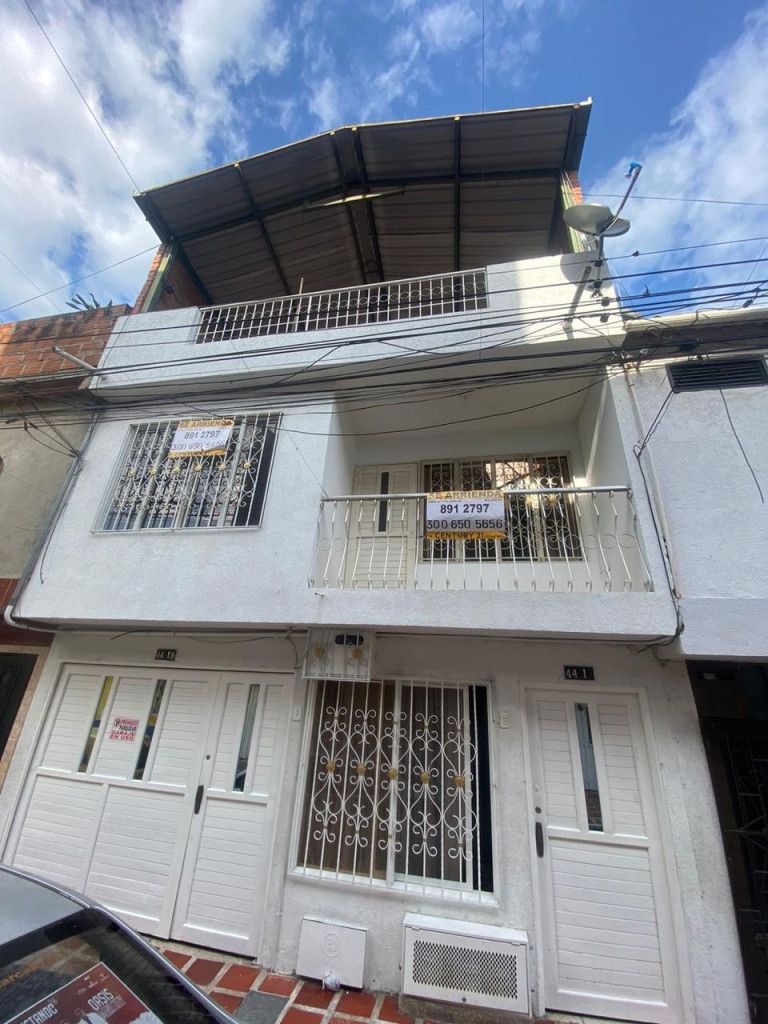 Apartamento en arriendo Valle Del Cauca Cali Las Granjas 50 m2 Habitaciones 2 Baños 1 Garajes 0 Precio $900000