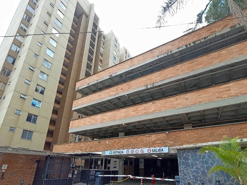 Apartamento en arriendo Antioquia Medellín La Candelaria 63 m2 Habitaciones 3 Baños 2 Garajes 1 Precio $2200000