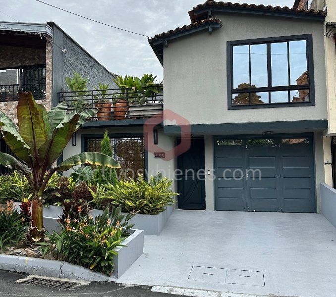 Casa en venta Antioquia Medellín Santa Monica 253 m2 Habitaciones 4 Baños 3 Garajes 1 Precio $1250000000