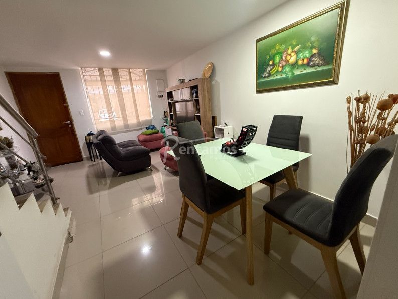 Casa en venta Antioquia Medellín La Gloria 94 m2 Habitaciones 5 Baños 3 Garajes 1 Precio $750000000