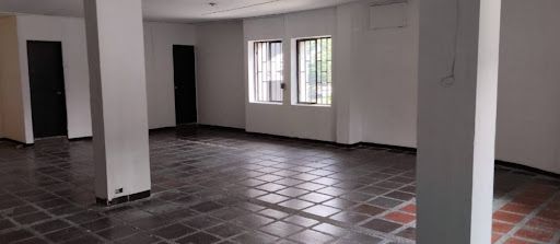 Local en arriendo Antioquia Medellín Perpetuo Socorro 130 m2 Habitaciones 0 Baños 1 Garajes 0 Precio $4000000