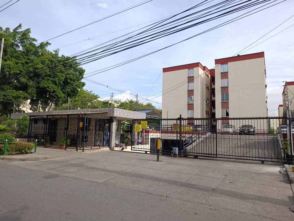 Apartamento en arriendo Valle Del Cauca Cali Torres De Confandi 65 m2 Habitaciones 3 Baños 2 Garajes 0 Precio $1100000