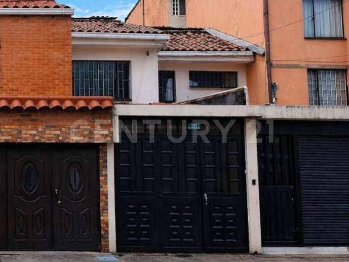 Casa en venta Cundinamarca Bogotá Hipodromo De Techo Et Ii 400 m2 Habitaciones 9 Baños 6 Garajes 3 Precio $1300000000