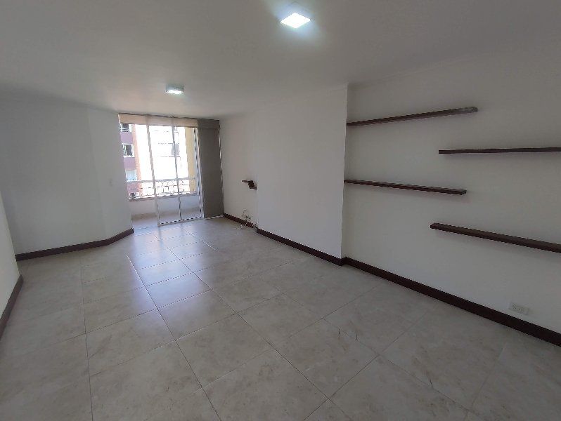 Apartamento en arriendo Antioquia Medellín La America 80 m2 Habitaciones 3 Baños 2 Garajes 0 Precio $3300000