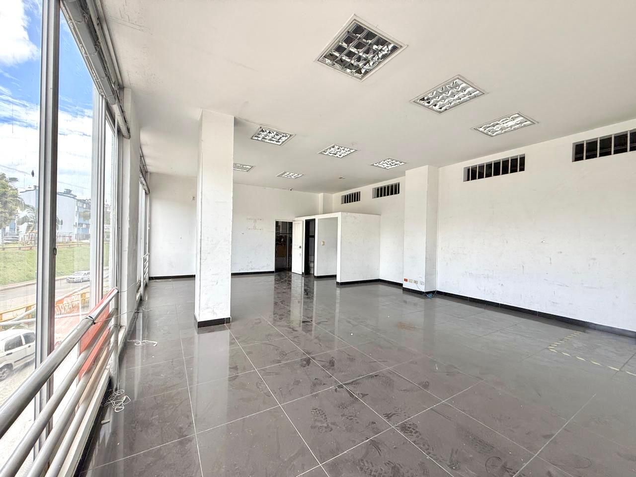 Local en arriendo Risaralda Pereira Mejia Robledo 382 m2 Habitaciones 0 Baños 4 Garajes 0 Precio $13750000