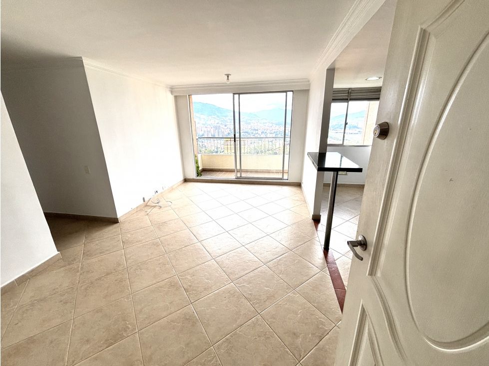 Apartamento en arriendo Antioquia Medellín La Hondonada 70 m2 Habitaciones 3 Baños 2 Garajes 0 Precio $2500000