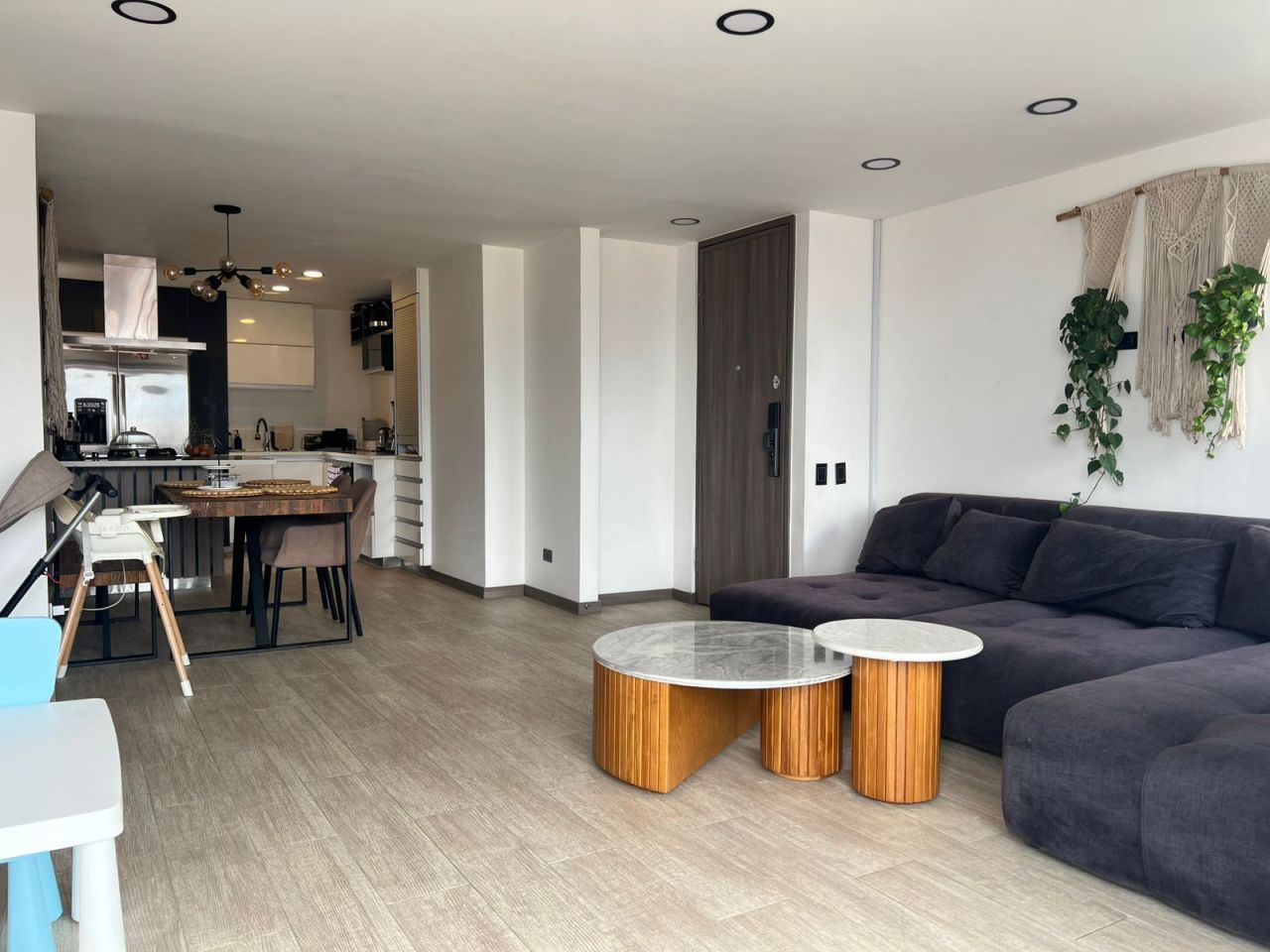 Apartamento en arriendo Antioquia Envigado Loma Del Atravesado 165 m2 Habitaciones 3 Baños 3 Garajes 2 Precio $8000000