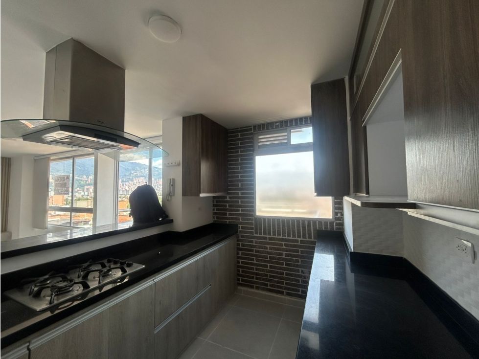 Apartamento en arriendo Antioquia Medellín El Nogal- Los Almendros 110 m2 Habitaciones 3 Baños 3 Garajes 1 Precio $4600000
