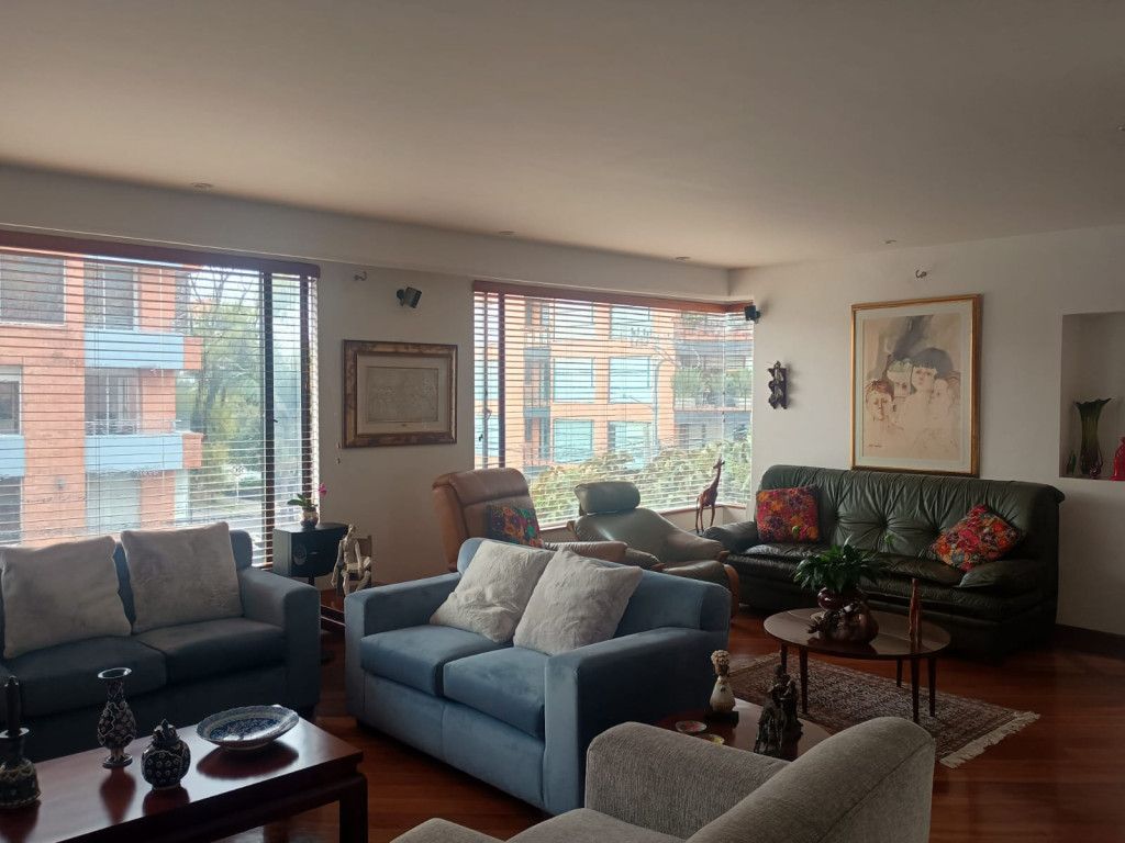 Apartamento en venta Cundinamarca Bogotá Santa Bibiana 185 m2 Habitaciones 3 Baños 4 Garajes 3 Precio $1390000000
