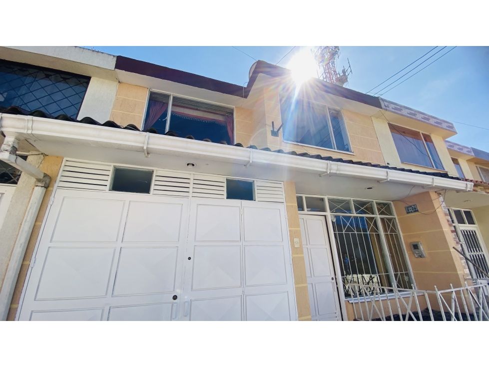 Casa en venta Cundinamarca Madrid Br El Eden 115 m2 Habitaciones 3 Baños 2 Garajes 1 Precio $580000000