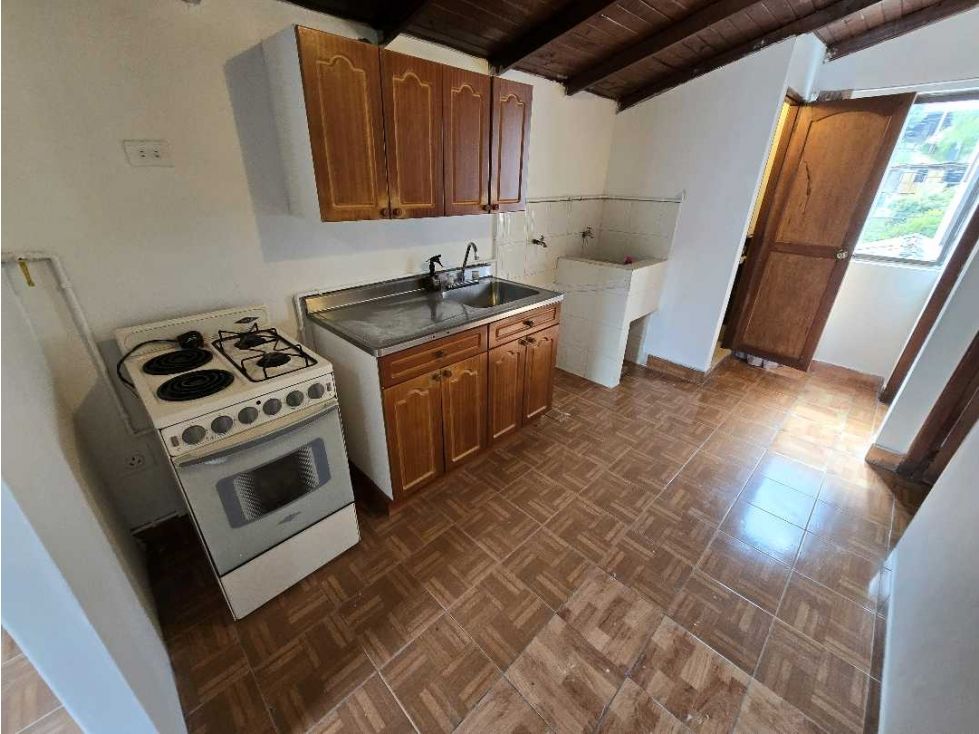 Apartamento en arriendo Antioquia Itagüí Calatrava 64 m2 Habitaciones 3 Baños 2 Garajes 0 Precio $1200000