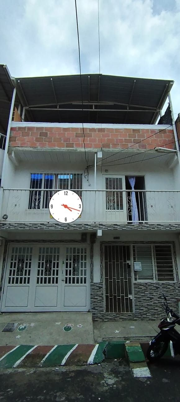 Casa en venta Valle Del Cauca Yumbo La Estancia 150 m2 Habitaciones 5 Baños 2 Garajes 1 Precio $295000000