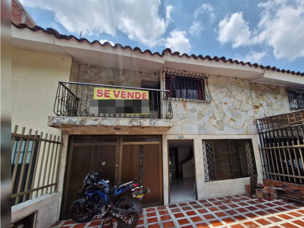 Casa en venta Valle Del Cauca Cali Urbanización La Merced 360 m2 Habitaciones 5 Baños 3 Garajes 3 Precio $600000000