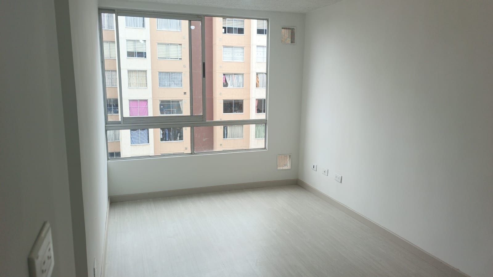 Apartamento en venta Cundinamarca Bogotá Las Vegas De Santa Ana 45 m2 Habitaciones 3 Baños 1 Garajes 0 Precio $182000000