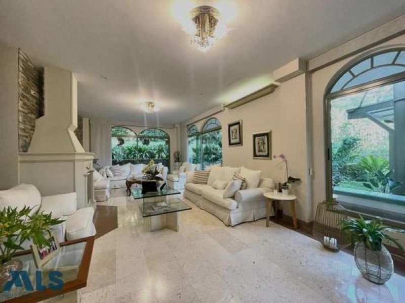 Casa en venta Antioquia Medellín Altos Del Poblado 586 m2 Habitaciones 4 Baños 4 Garajes 5 Precio $3400000000