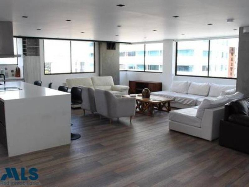 Apartamento en venta Antioquia Medellín Urbanizacion Castilla Real 132 m2 Habitaciones 4 Baños 2 Garajes 3 Precio $1580000000