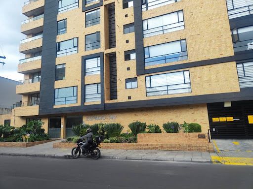 Apartamento en arriendo Cundinamarca Bogotá Cedritos 40 m2 Habitaciones 1 Baños 2 Garajes 1 Precio $2500000